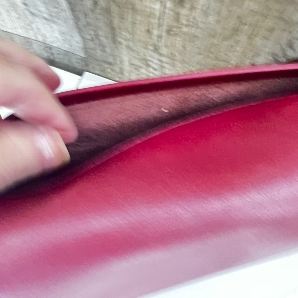 Vtg Hunt Club Leather Burgundy Crossbody Bag Turn Lock Brass ~ 7x10.5x2" ~ MINT - Picture 5 of 12